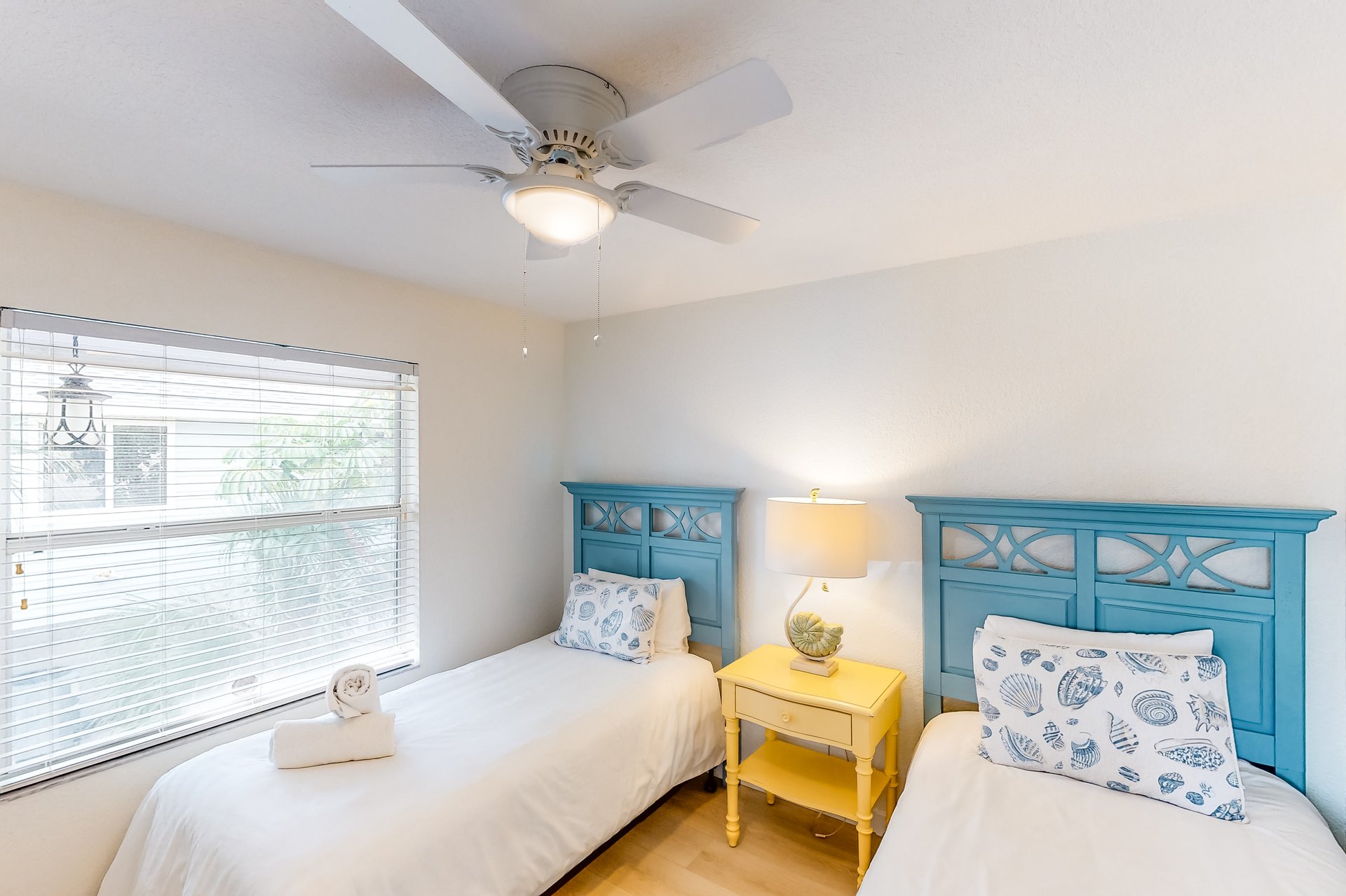 Beach Sunrise Villa 16