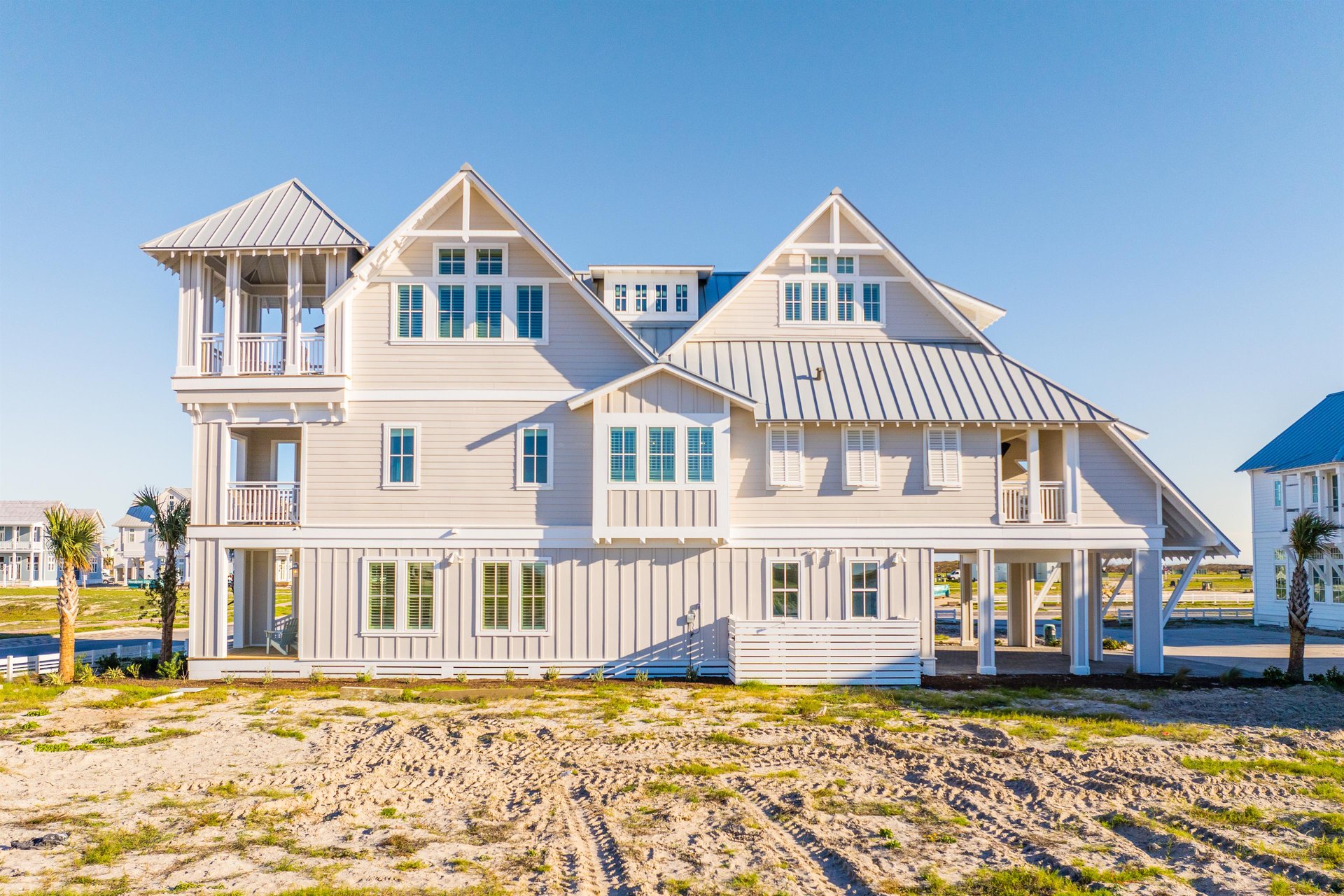 SideView of Coastal Breeze