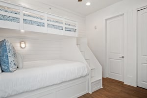 Bunk Room, 2nd Floor