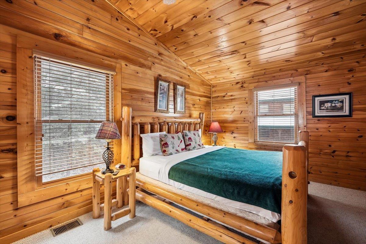 10Primary Bedroom