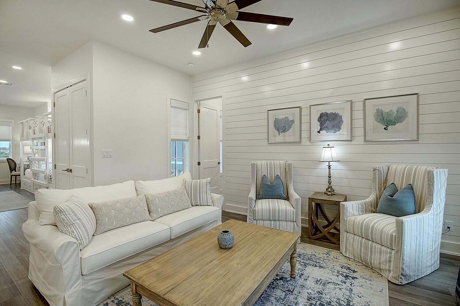 Living Area, 2nd Floor