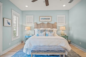 King Bedroom, 1st Floor