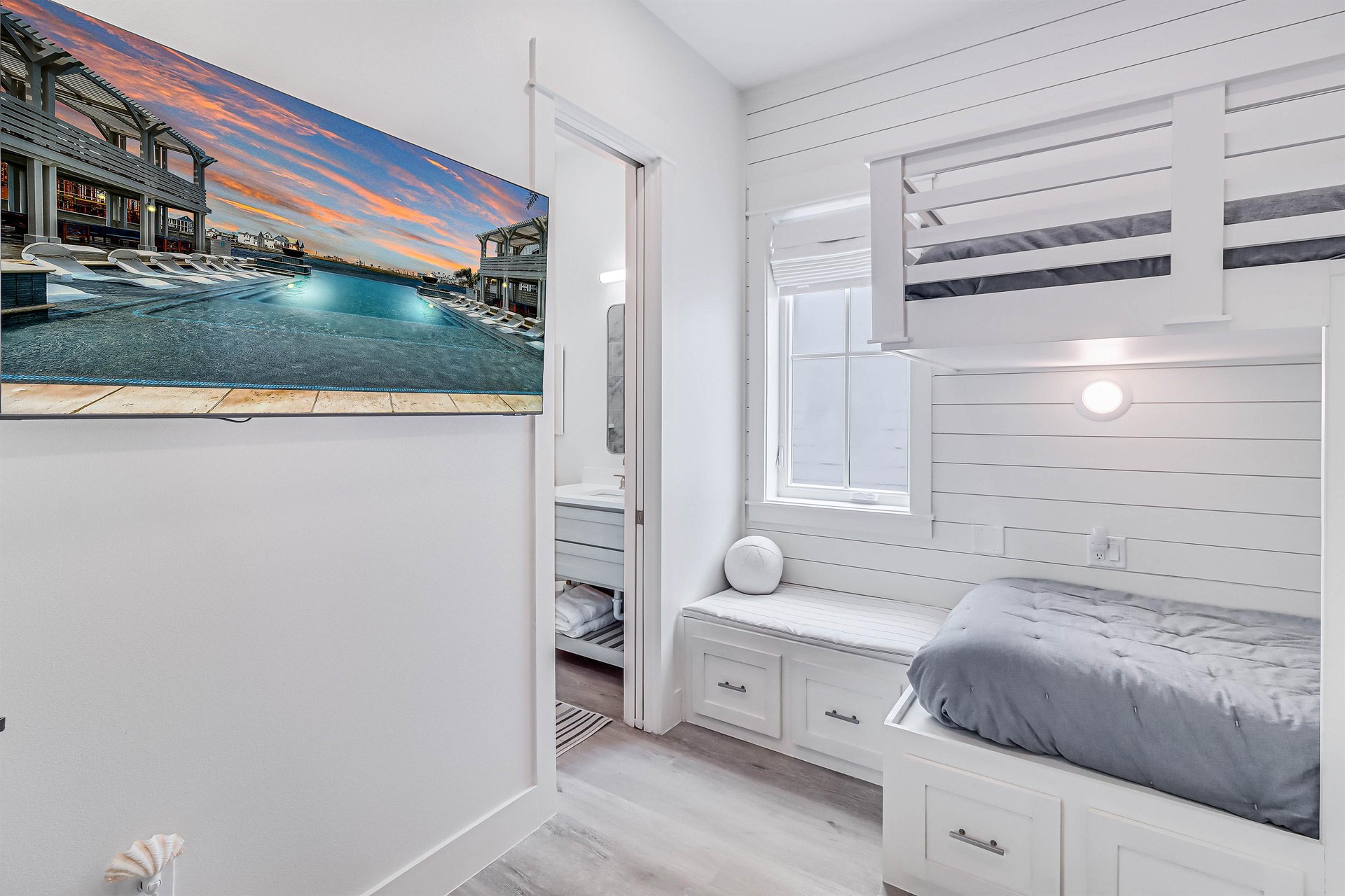 Bunk Bedroom, 2nd Floor