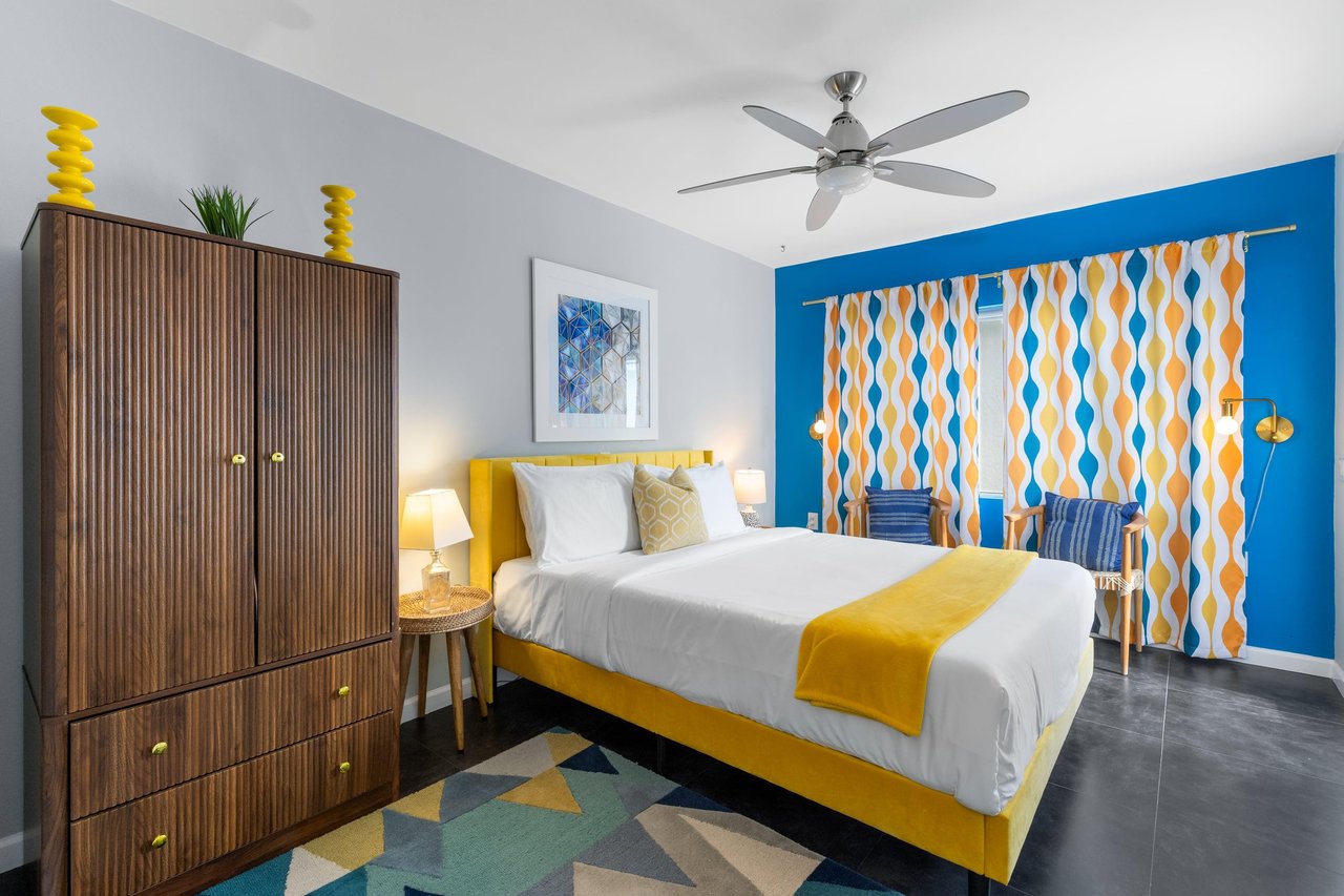 Guest bedroom