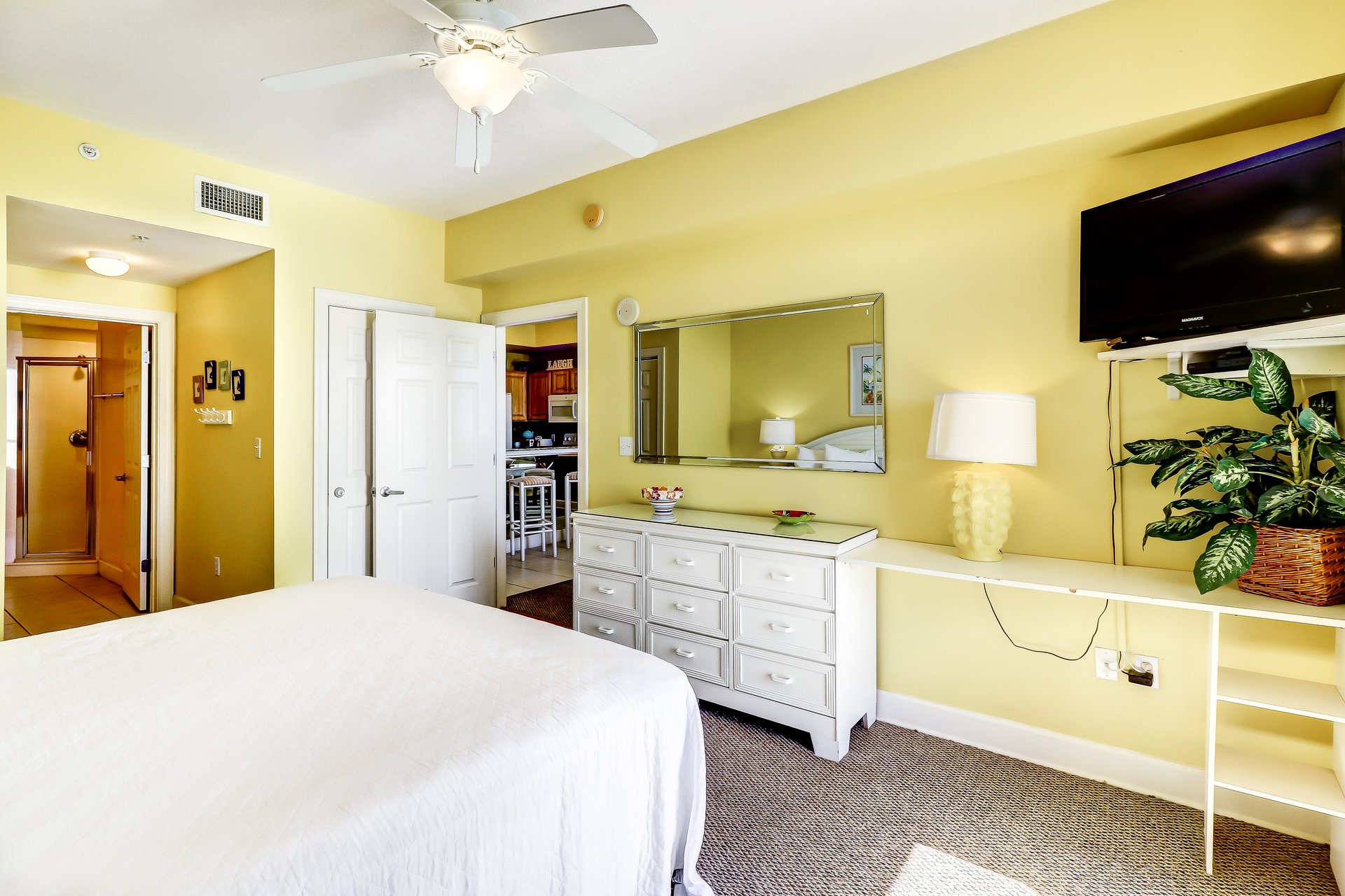 Sunrise Beach 2107  Beachfront Condo 16