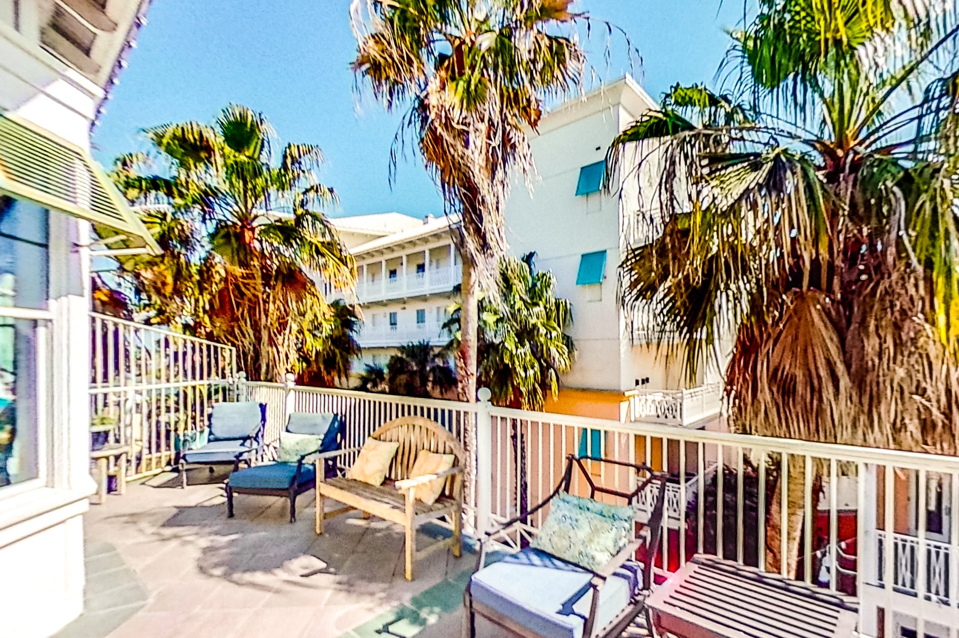 Downtown Carillon 4303 8