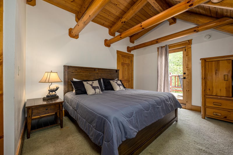 king bed