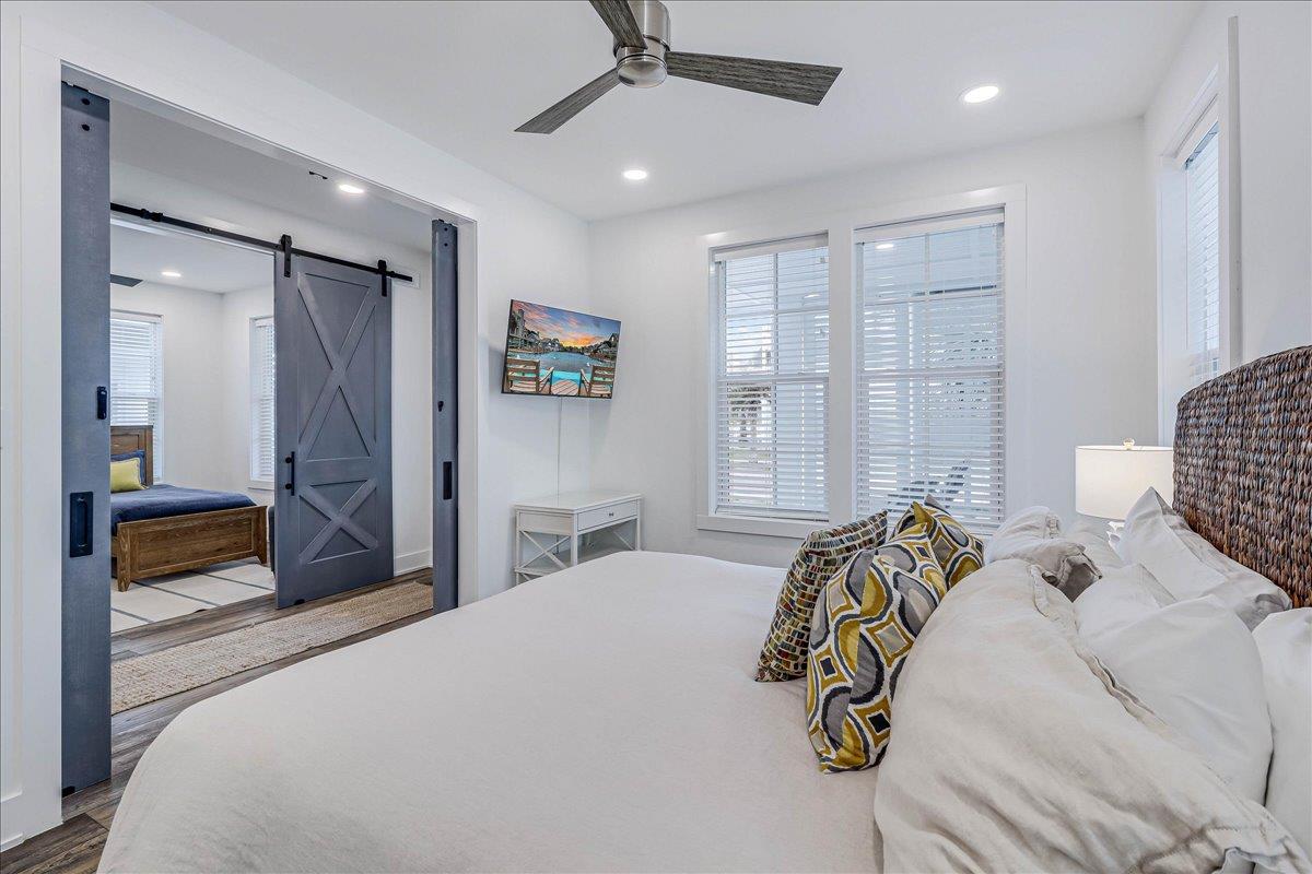 Third King Bedroom, 1st Floor