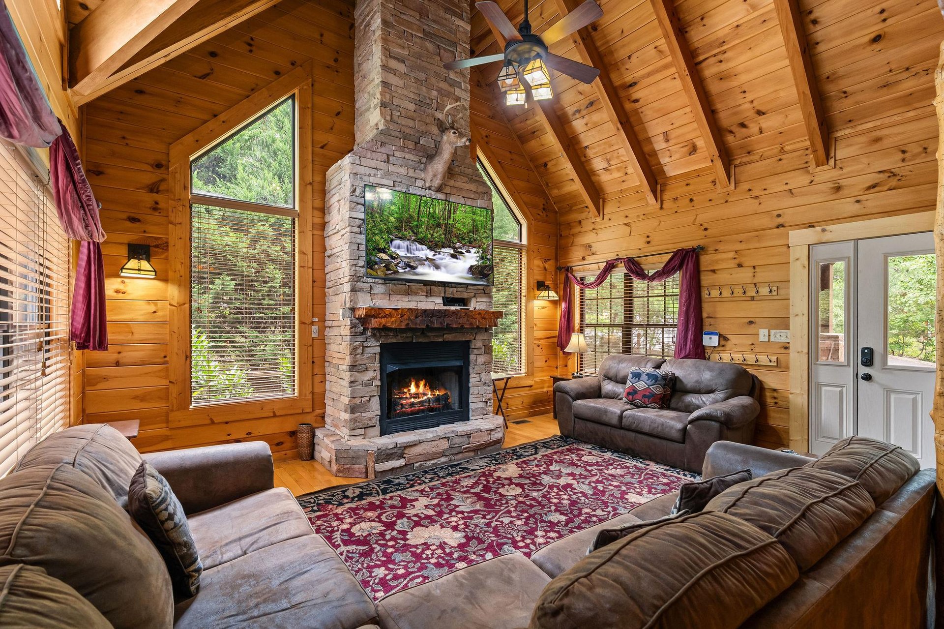 ridgetoptheatrelodge6