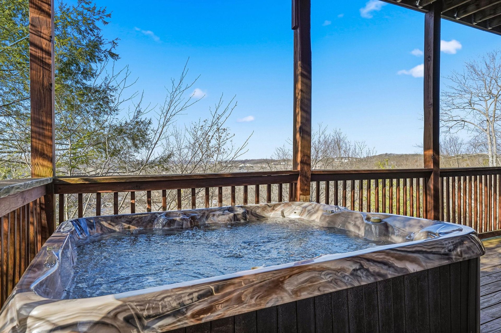 Soak in your private hot tub while taking in panoramic views of rolling hills and endless sky.