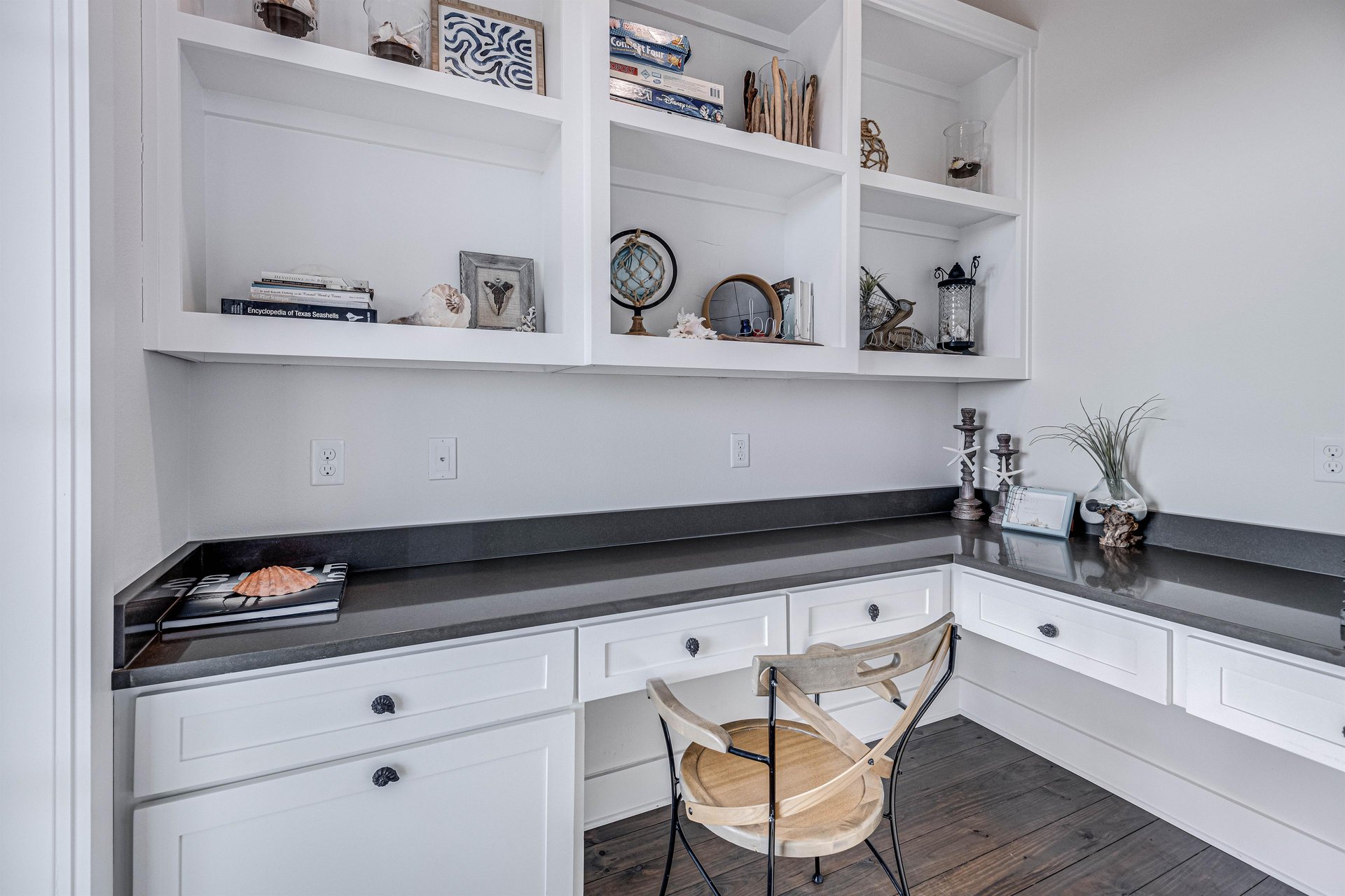 Work Space, 2nd Floor