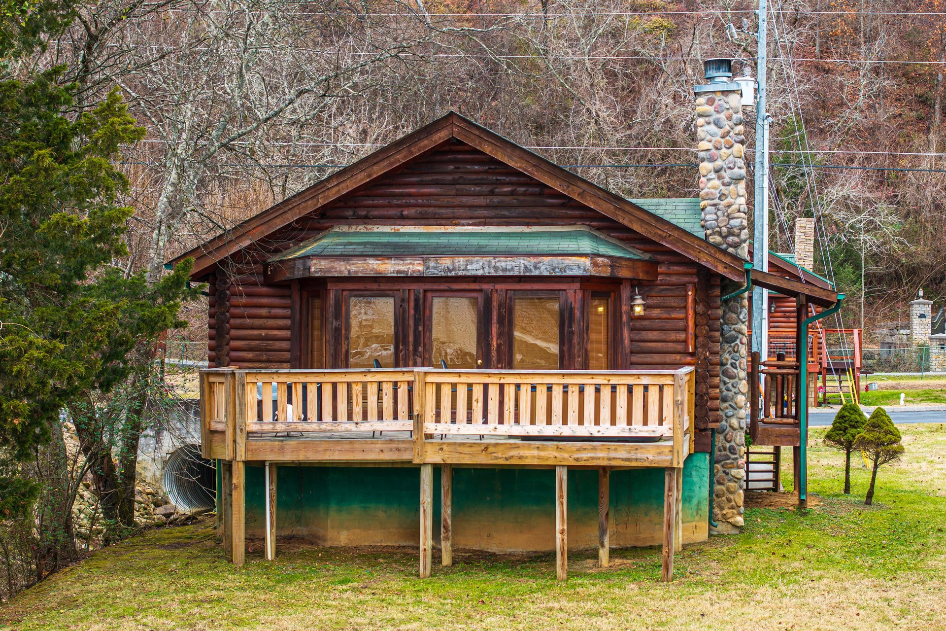 Gone Fishin Exterior View