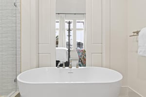 Primary King Bathroom, 2nd Floor
