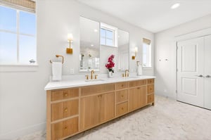 3rd Floor, Primary King Ensuite