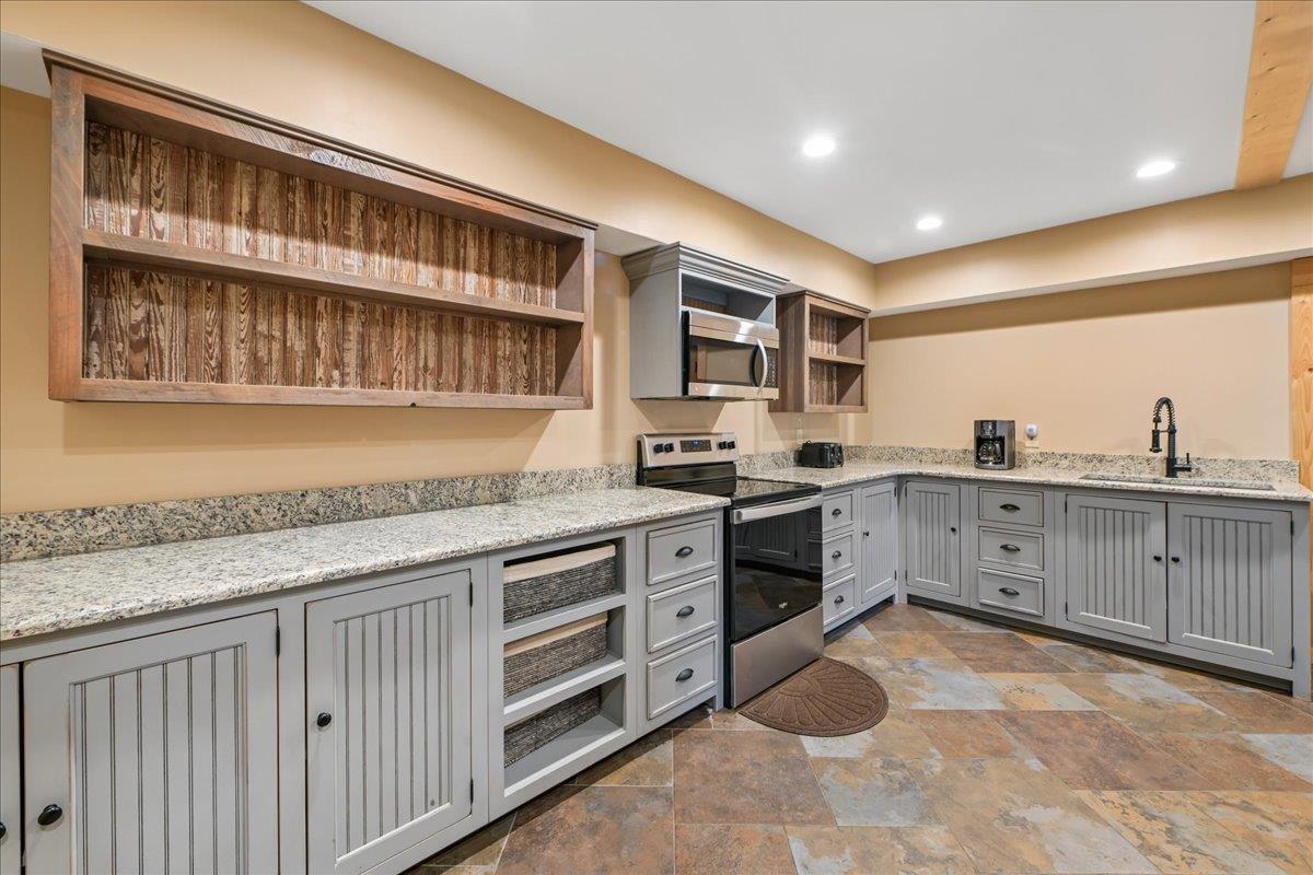 67Kitchen