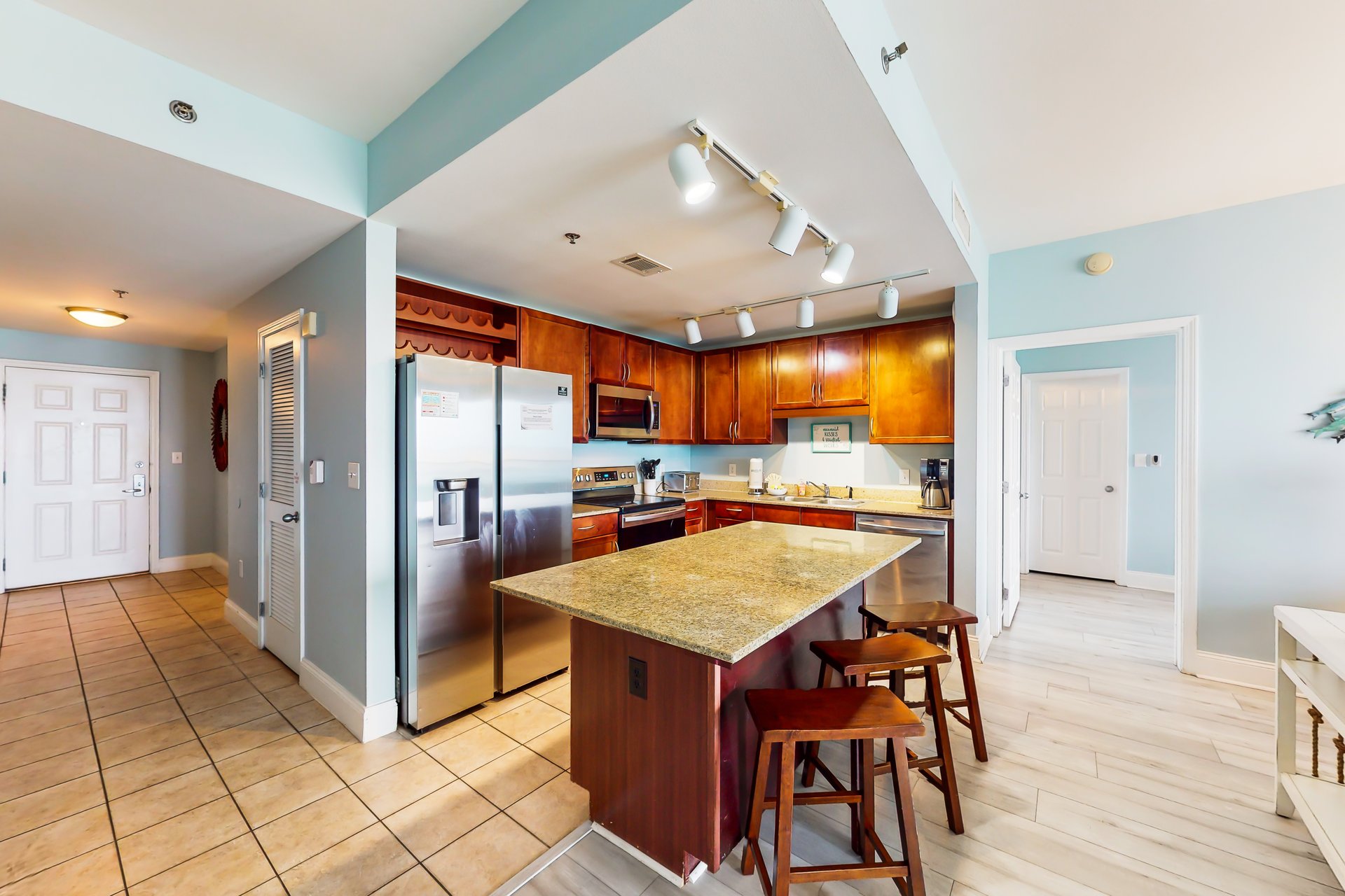 Laketown Wharf 1125 9