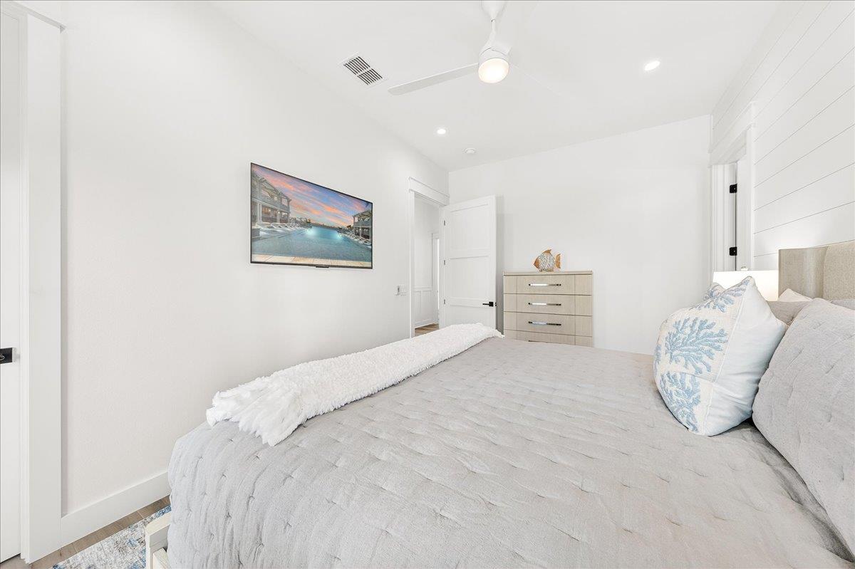 2nd King Bedroom, 2nd Floor