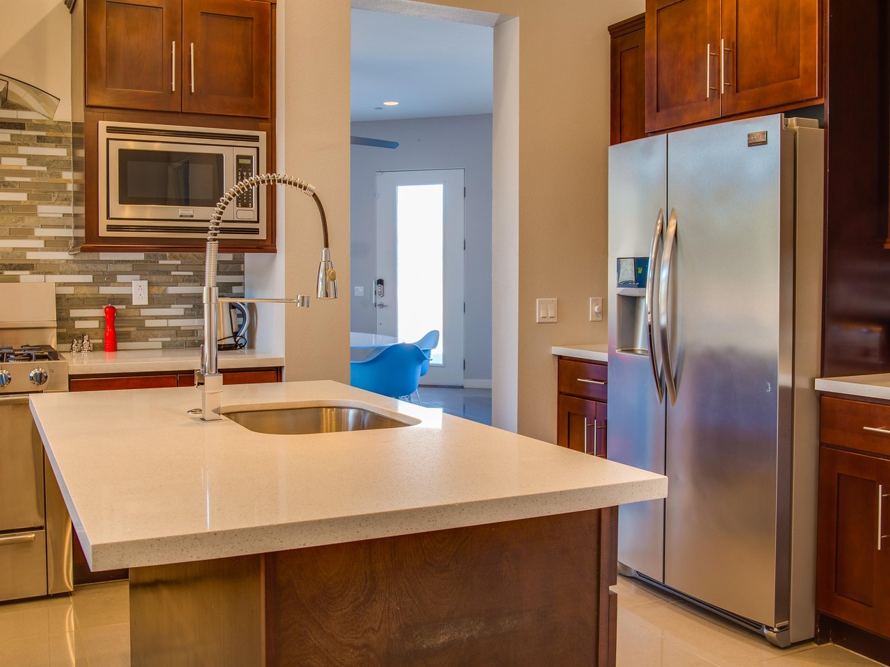 Cook here while laughing  Sun Haven Escape