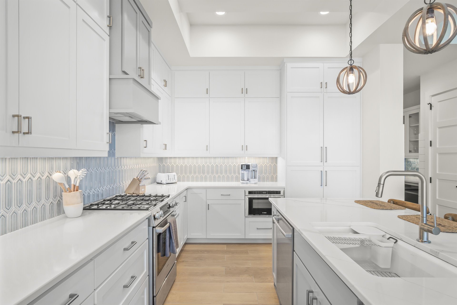 1st Floor, Kitchen