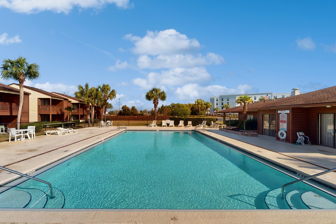 Beachwalk Condominiums 9C 4