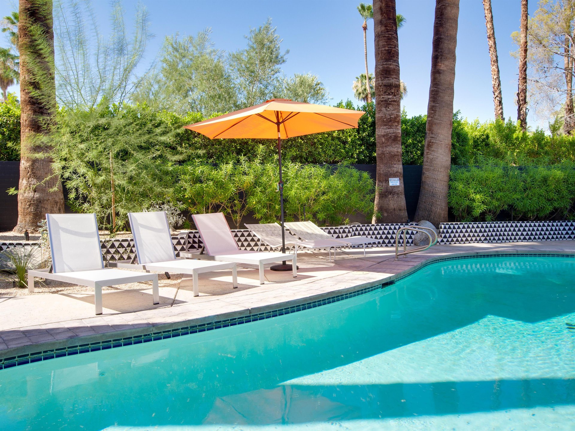 Plenty of space for relaxing poolside
