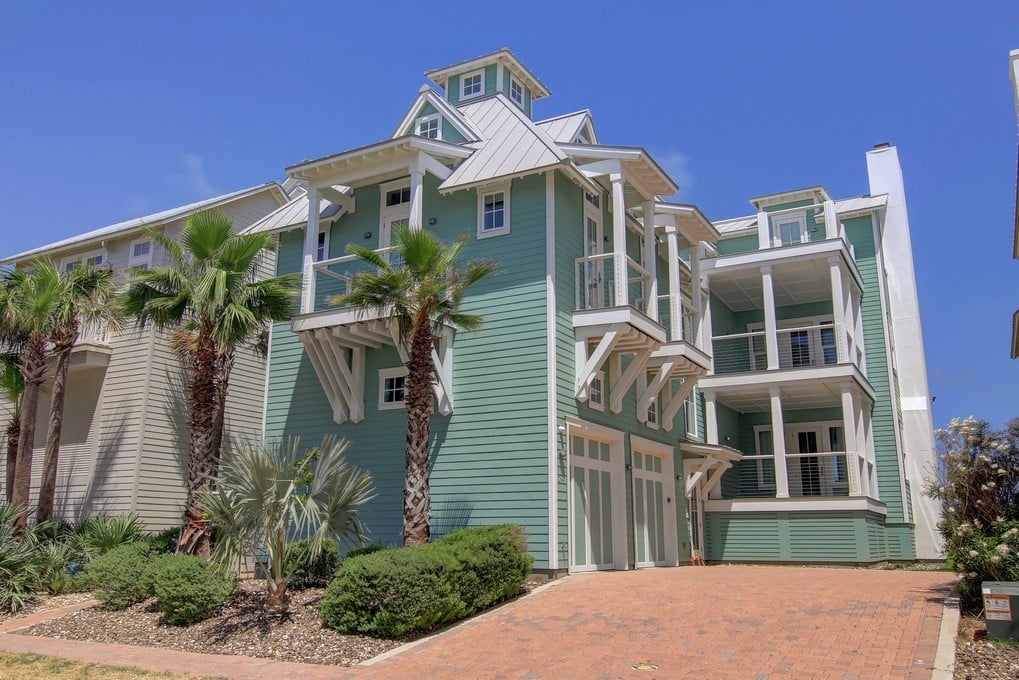 Welcome to 214 Seaside Drive 3 Welcome to 214 Seaside Drive 3