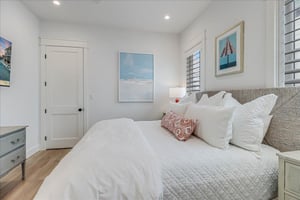 Second King Bedroom, 1st Floor