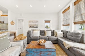 1st Floor, Living Room