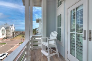 Queen Balcony, 3rd Floor