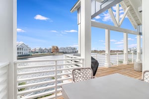 Grilling Deck, View of the Lake, 2nd Floor