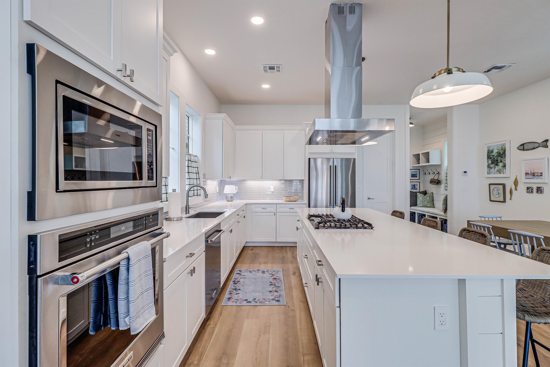 1st Floor, Kitchen