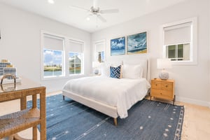 1st Floor, Rear King Bedroom