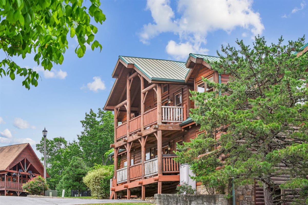 006Front Elevation