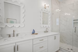 Ensuite Bathroom, 2nd Floor