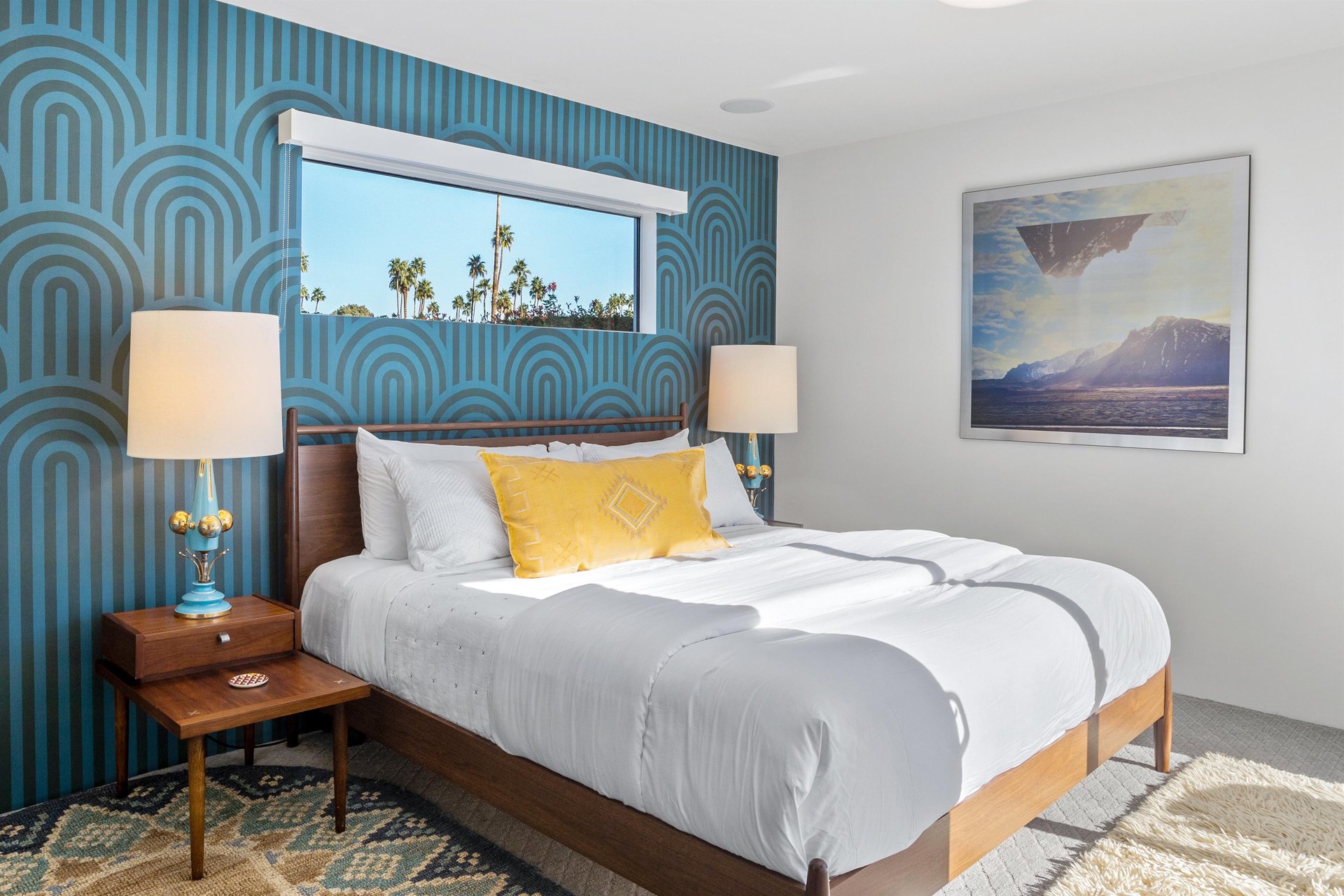 Guest bedroom with King bed