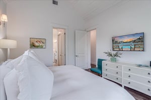 Primary King Bedroom, 2nd Floor