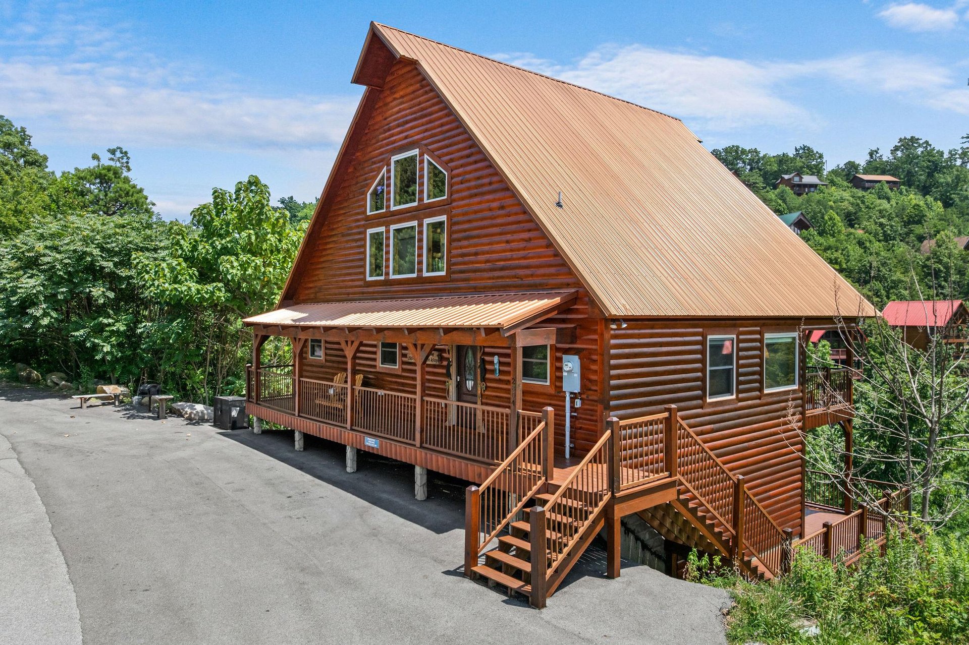 Front of Peaceful Feeling cabin