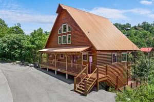 Front of Peaceful Feeling cabin