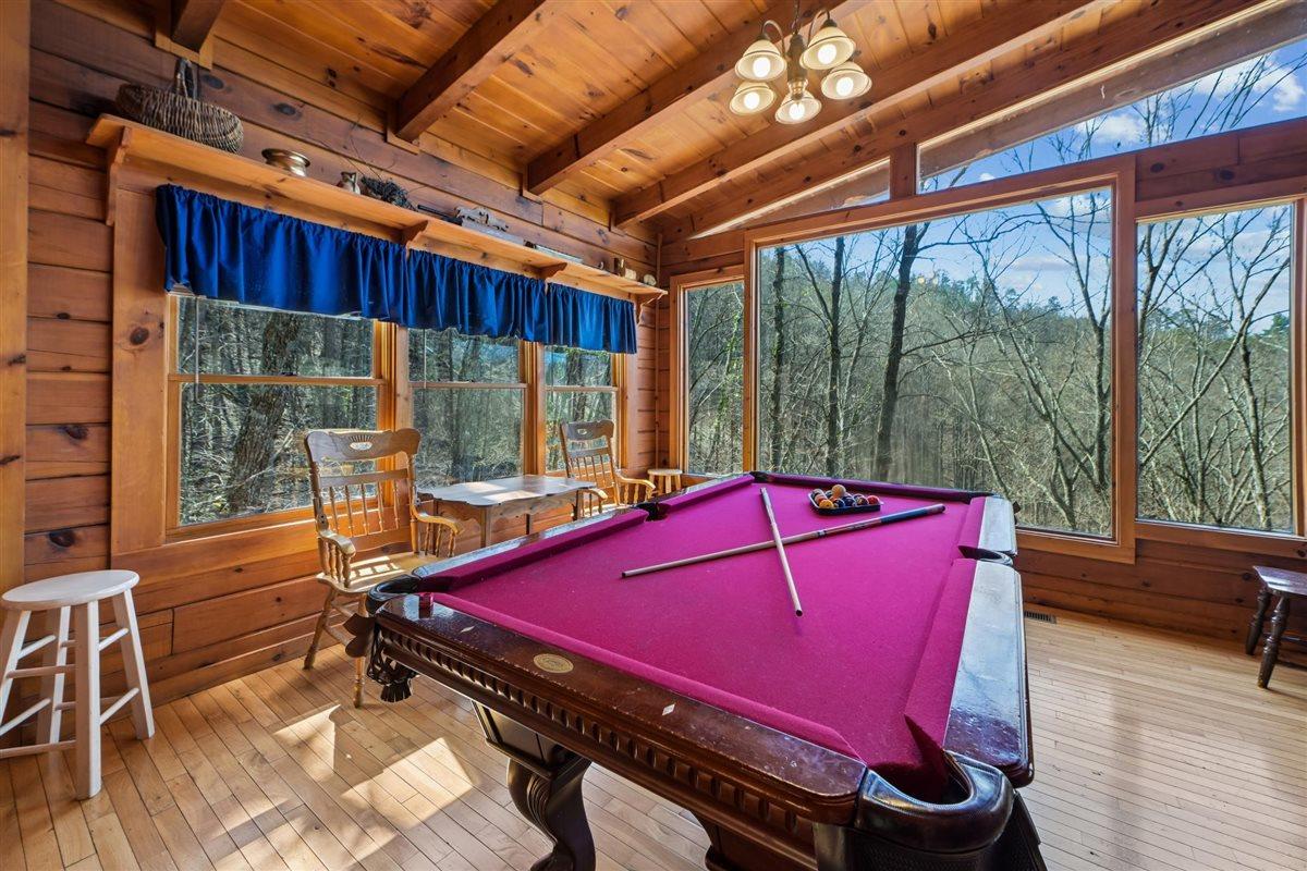 32Rec Room