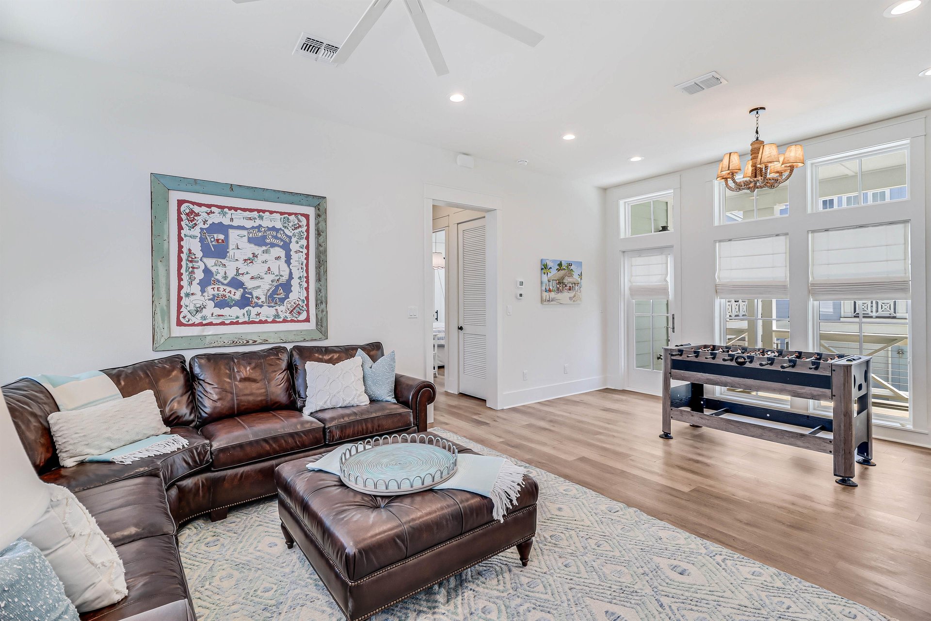 Secondary Living Room, 2nd Floor