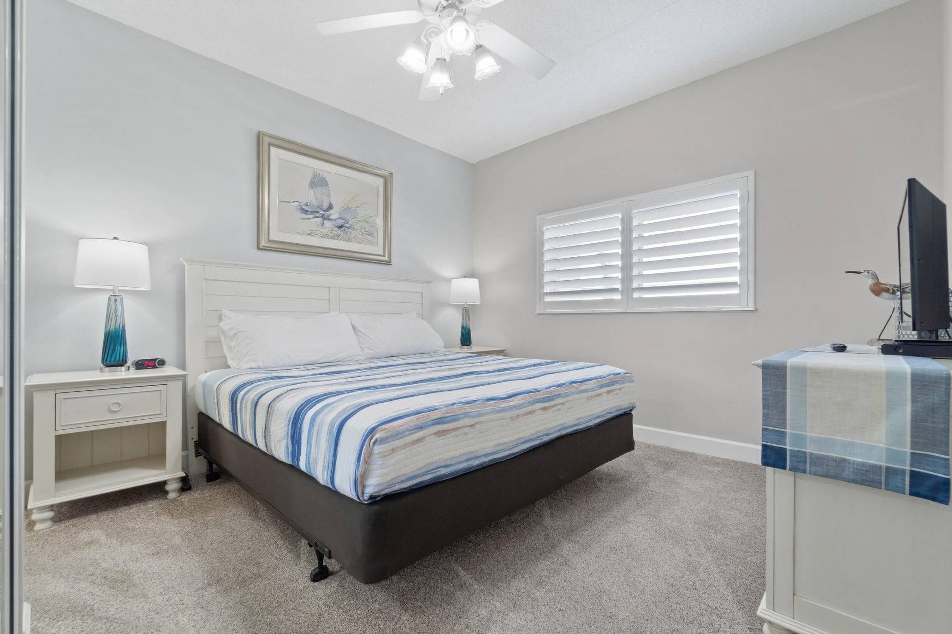 Guest Bedroom 1 King