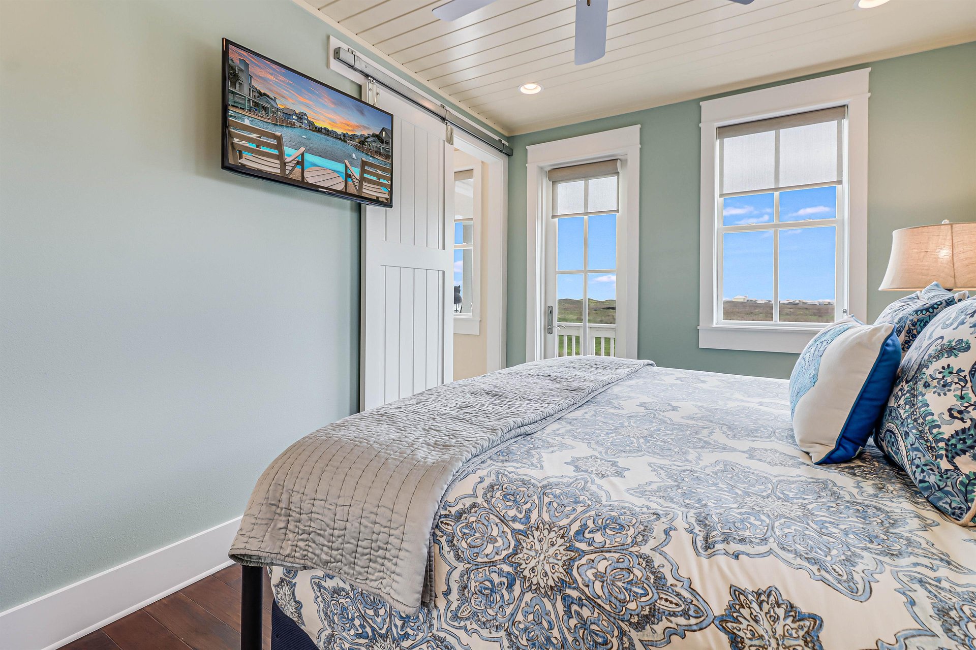 King Suite, 2nd Floor