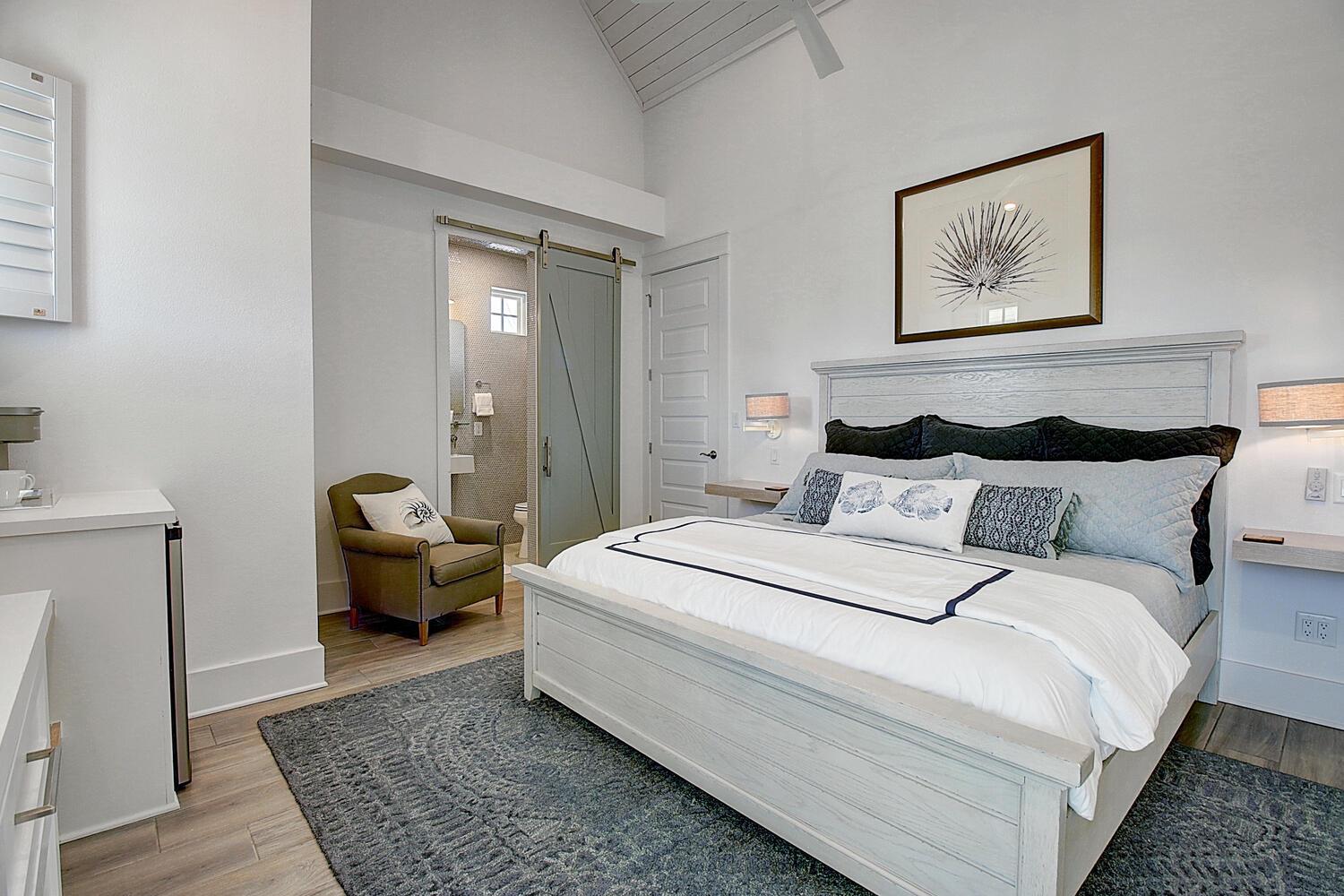 Primary King Bedroom, 2nd Floor