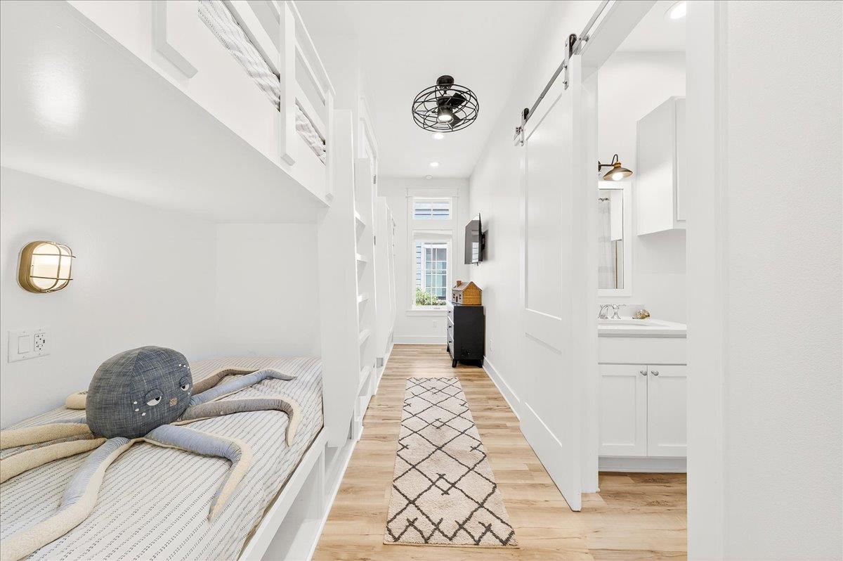 Bunk Room, 1st Floor