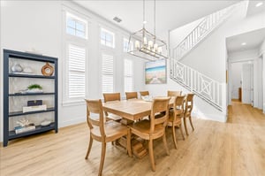 1st Floor, Dining Area