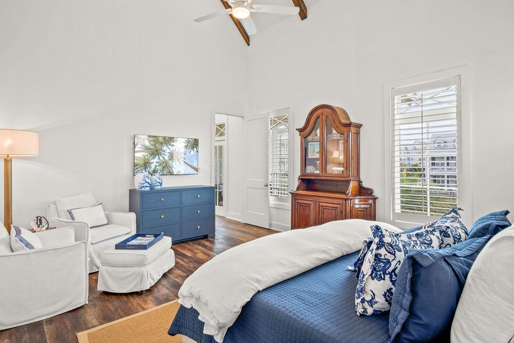 Primary King Bedroom, 2nd Floor