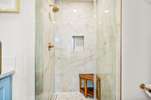 Primary King Bathroom, 3rd Floor