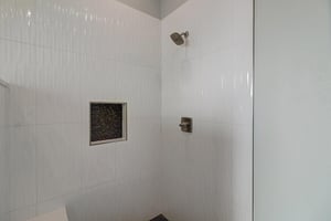 1st Floor King Suite