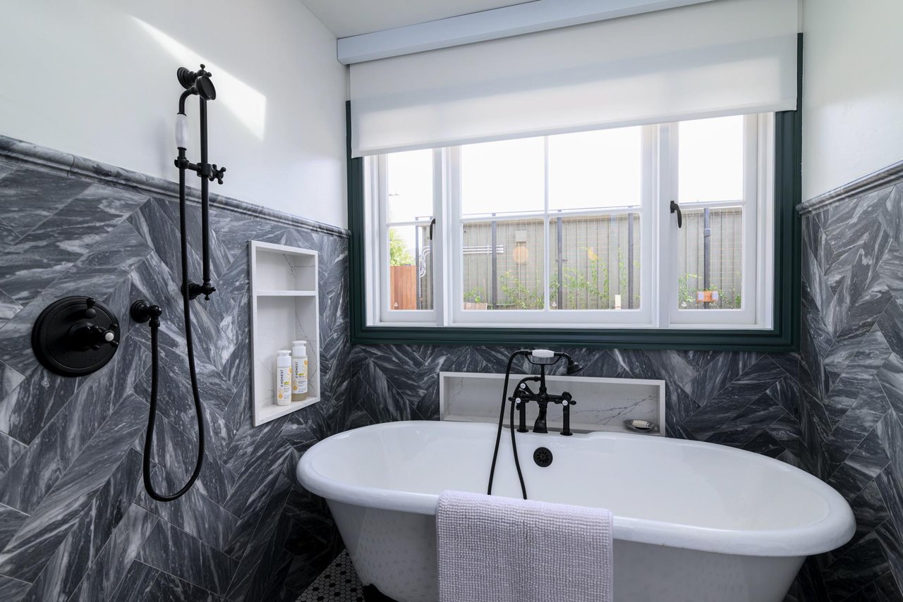 Shard Second Bathroom Tub