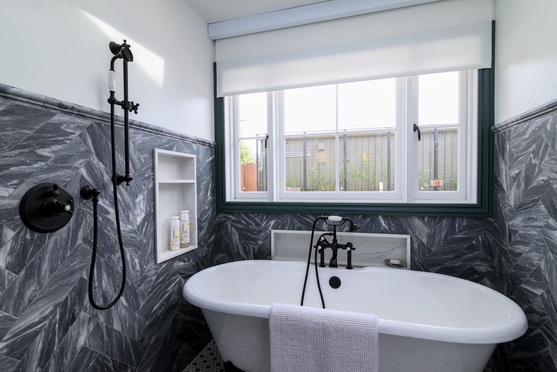 Shard Second Bathroom Tub